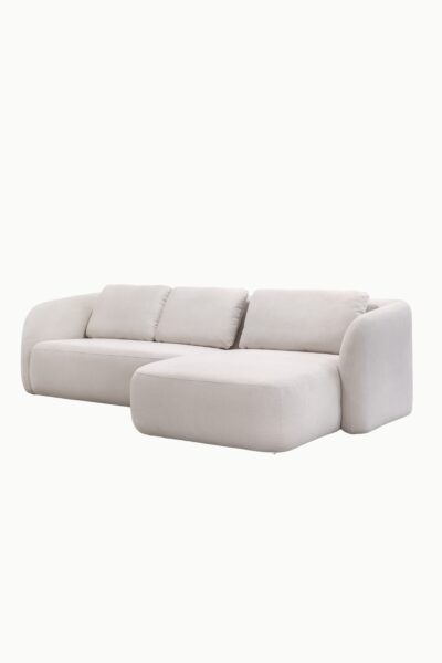 Canapé d’angle marina en tissu chenille écru, forme arrondie et assise confortable