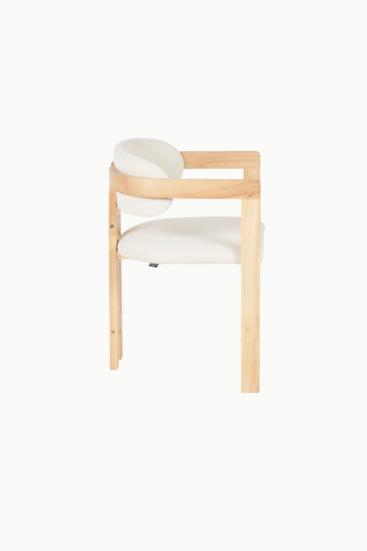 Chaise Bergamo en bois d’hévéa avec velours beige et pieds couleurs bois clair nature