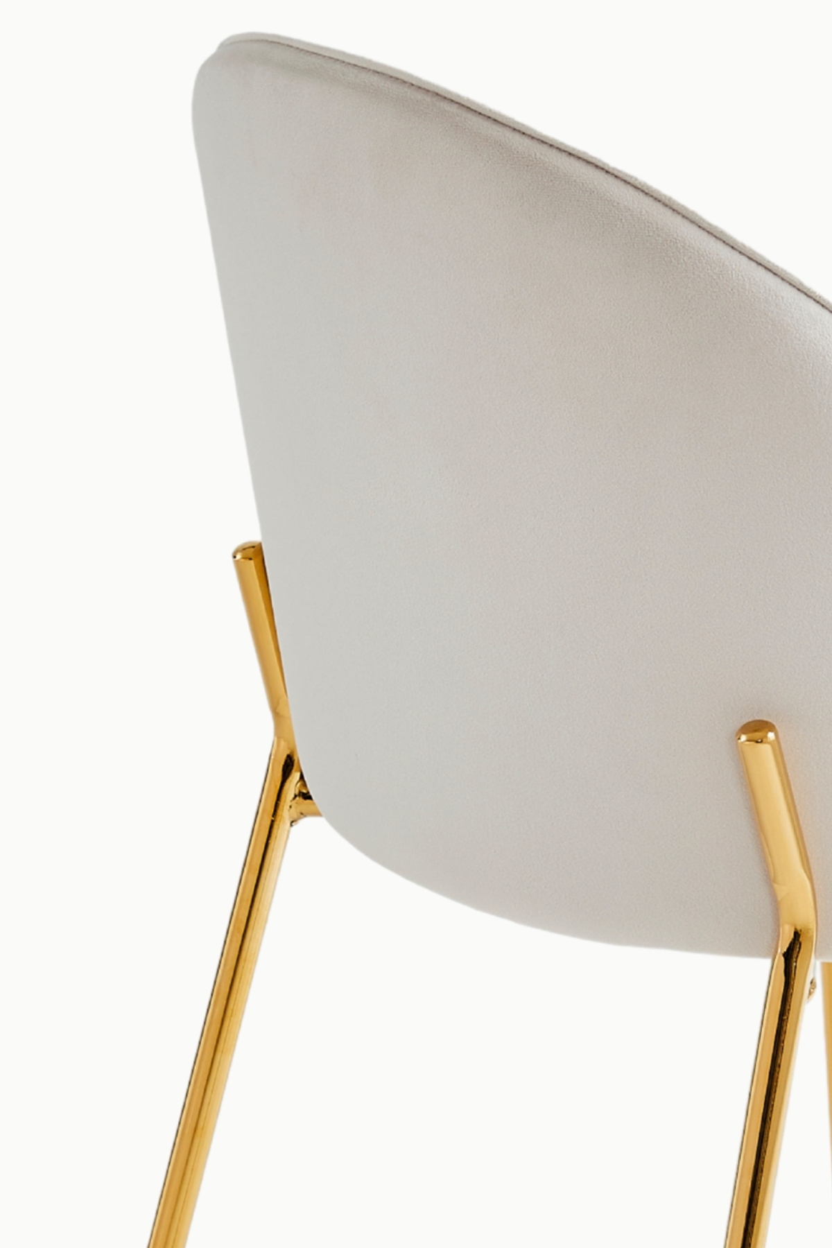 Chaise GENOVA pied design métal doré et velours beige antitache