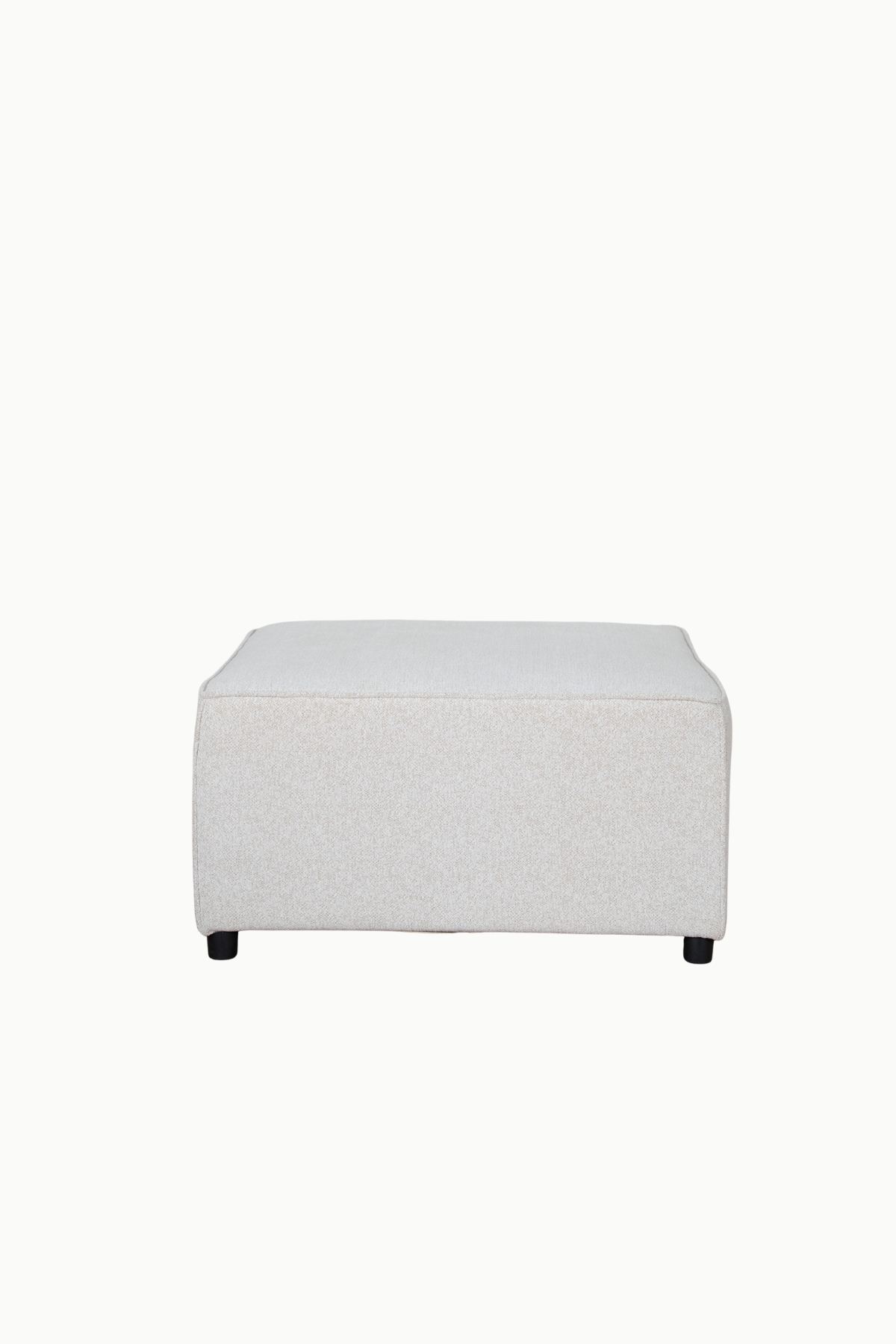 Canapé d'angle modulable en tissu chenille écru, composé de plusieurs modules avec coussins assortis"