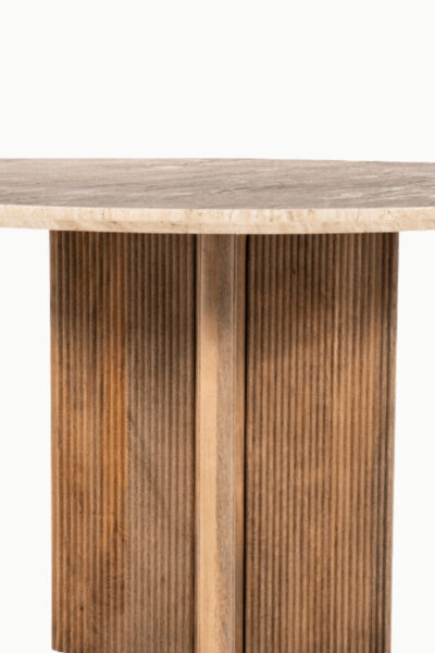 Table à manger Sarah pieds en bois de manguier et plateau en travertin beige