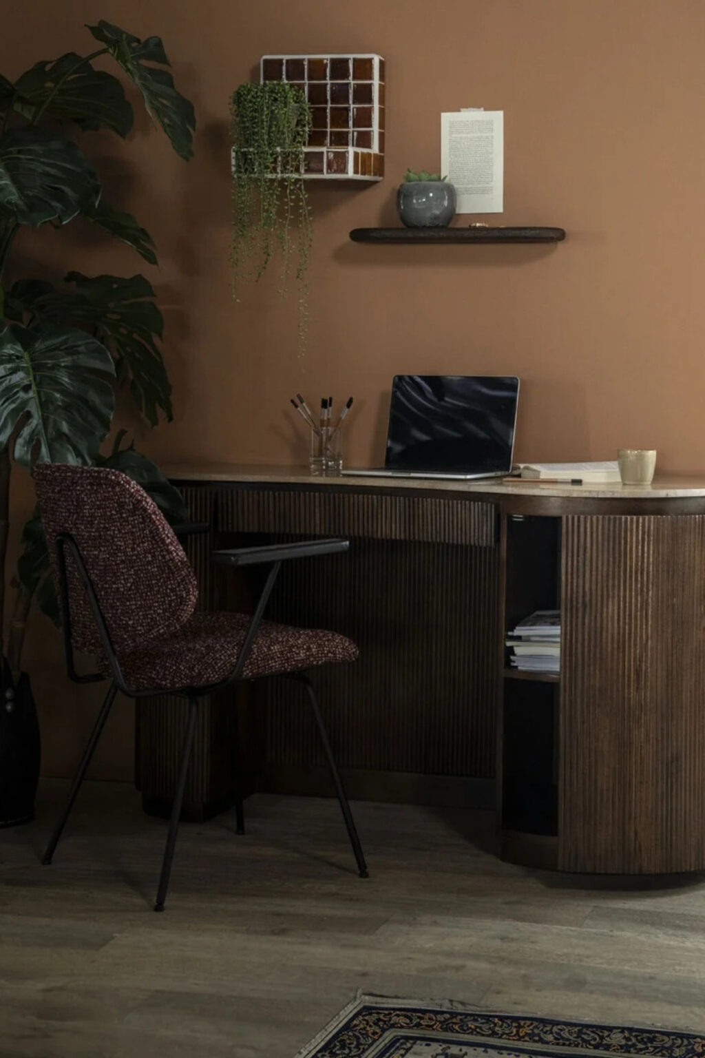 BUREAU MARIE