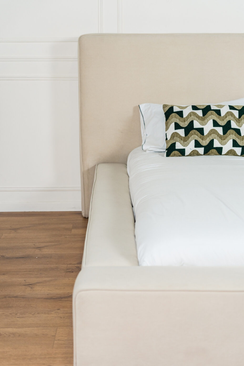 LIT COFFRE MAGNUM TISSU VELOURS 7 LIT COFFRE MAGNUM TISSU VELOURS 7