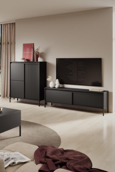 MEUBLE TV Senso noir 187cm, design moderne avec façade cannelée, portes battantes, idéal salon contemporain.