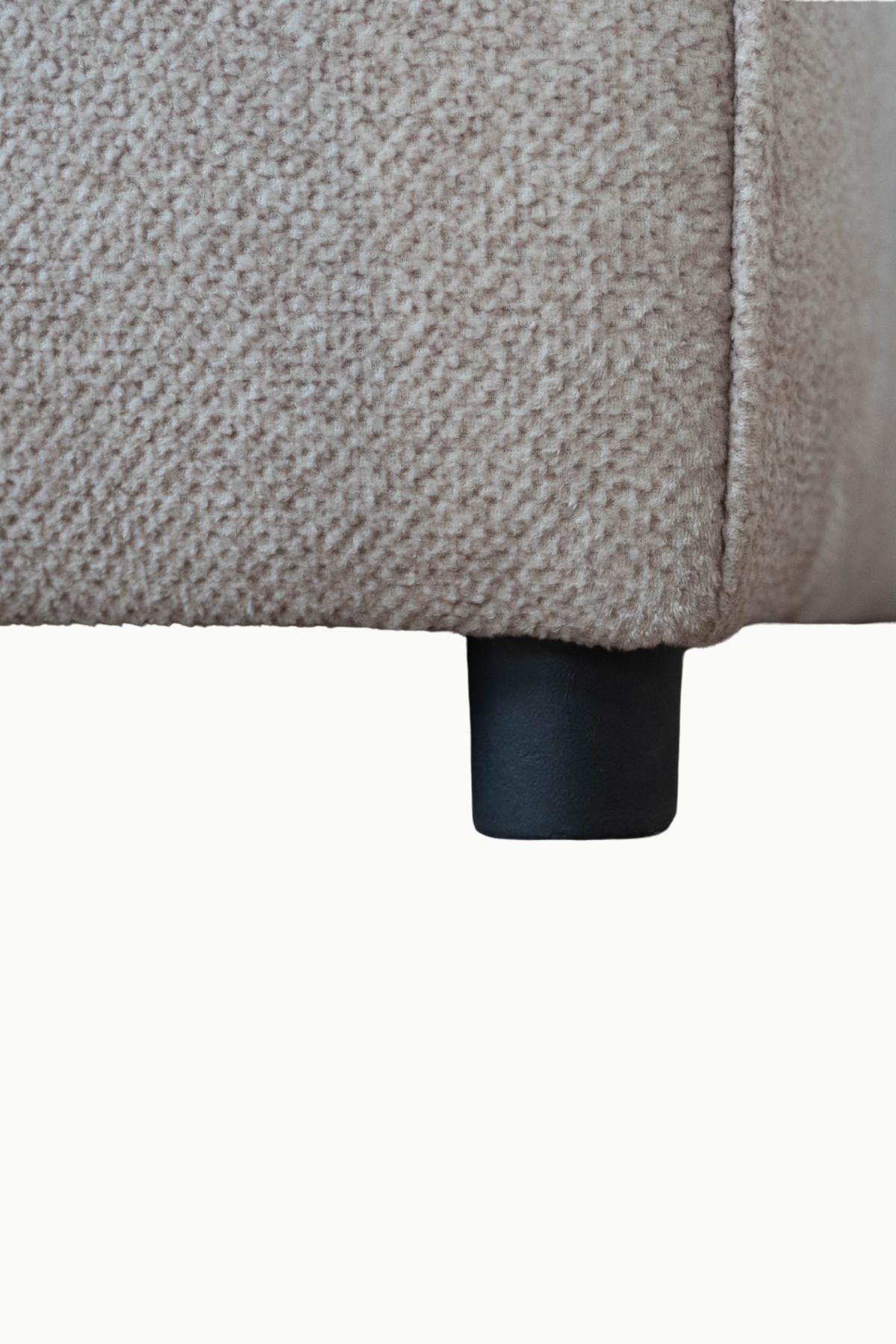 module une place Monte Carlo en tissu chenille beige, design moderne carré