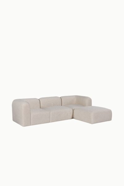 Découvrez le canapé d’angle modulable Bohem, un modèle design et confortable avec pouf assorti, idéal pour sublimer un salon contemporain.