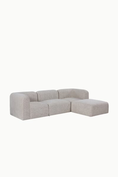Découvrez le canapé d’angle modulable Bohem, un modèle design et confortable avec pouf assorti, idéal pour sublimer un salon contemporain.