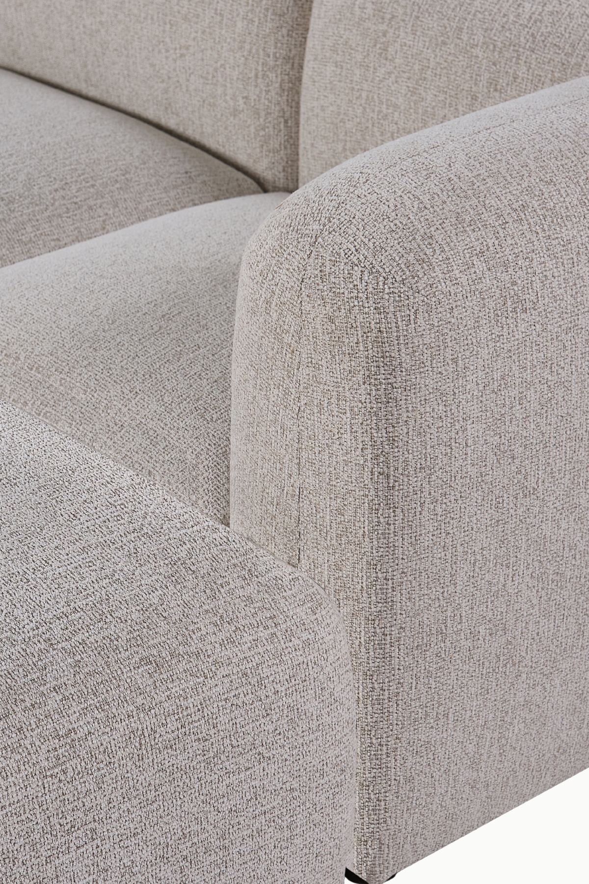 Découvrez le canapé d’angle modulable Bohem, un modèle design et confortable avec pouf assorti, idéal pour sublimer un salon contemporain.