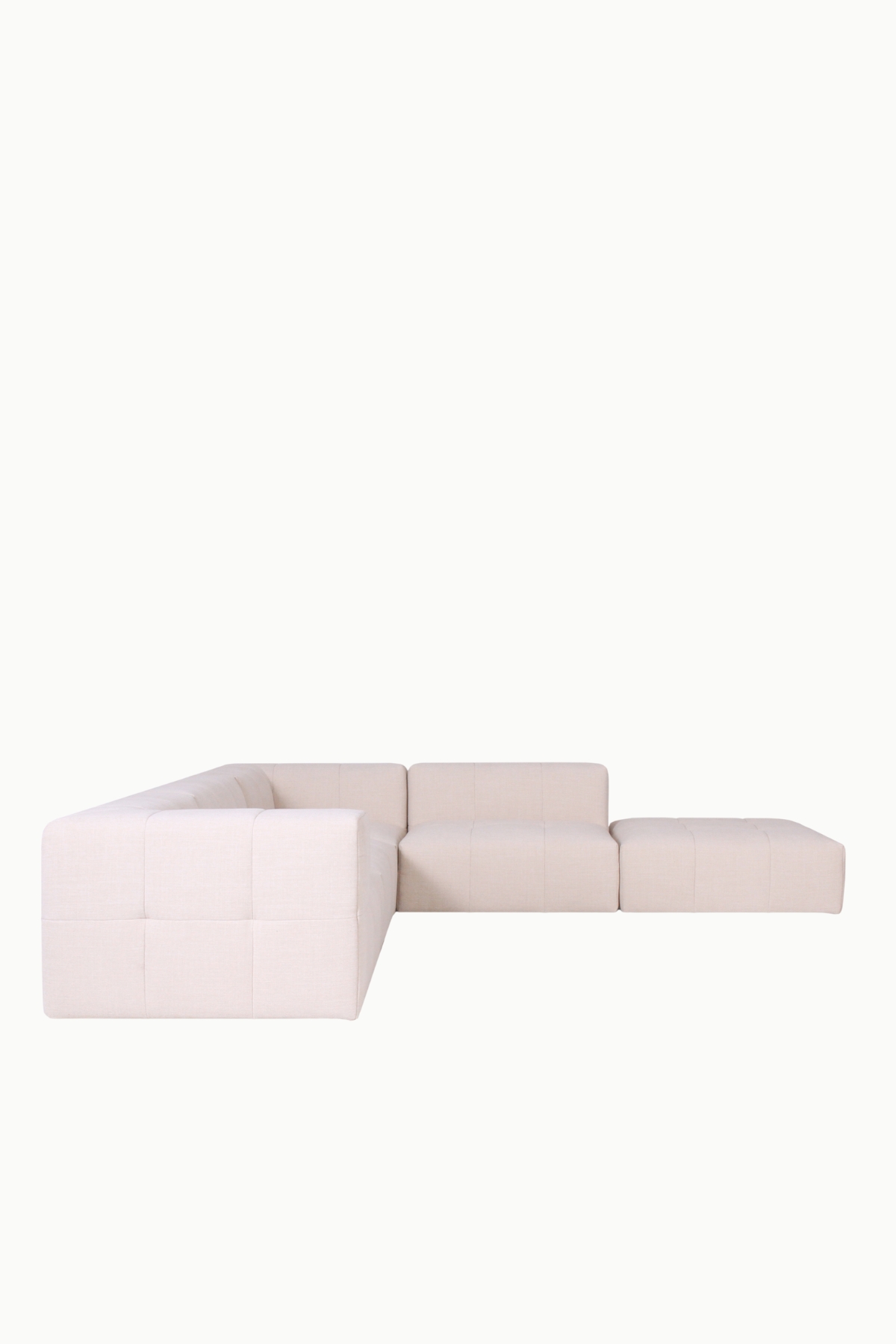 canapé d’angle réversible et modulable Sofia en tissu chenille beige, design moderne avec assises larges