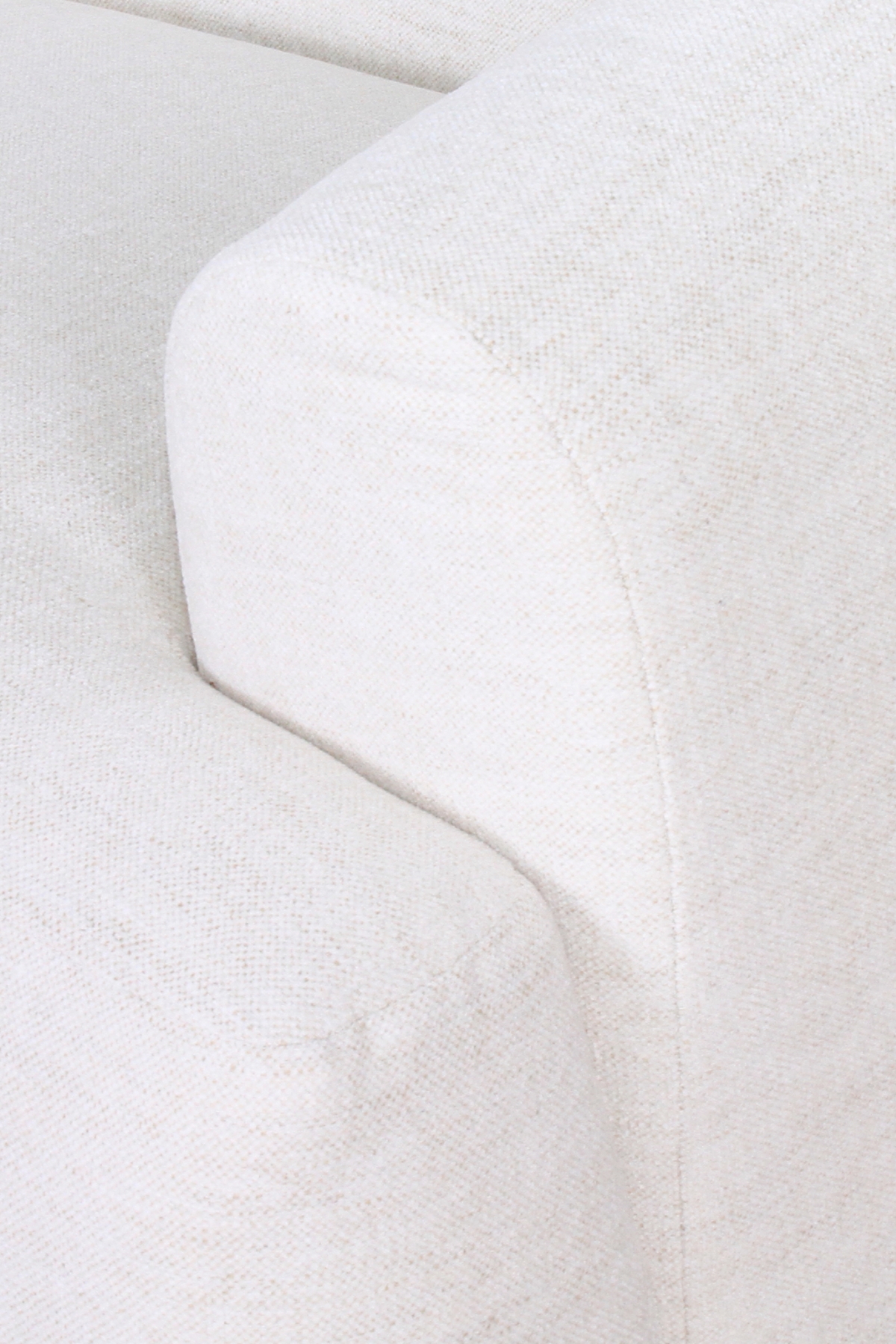 Fauteuil une place Winston en tissu chenille, design contemporain et assise confortable pour salon moderne