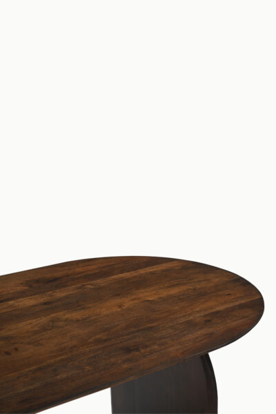 TABLE A MANGER ISANA EMILIA BOIS NOYER (9) table à manger emilia bois acacia noyer plateau ovale table salle à manger bois acacia noyer design minimaliste table repas bois acacia plateau ovale 200 et 240 cm table à manger design bois acacia noyer